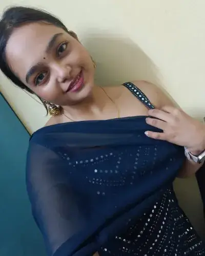 Vanthali Escorts Service